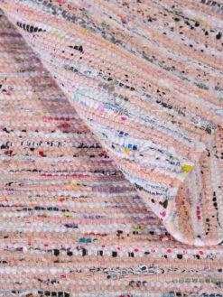 Fleckerl-Teppich, Rose -Teppiche Verkaufe Moelndal FleckerlTeppich Hellrot Rose wel