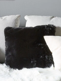 Kissen, Black