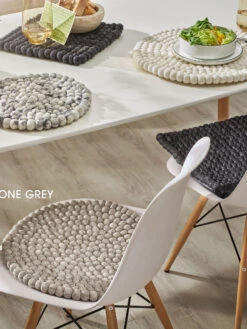 Sitzauflage, White -Teppiche Verkaufe Sannerud Filzkugel Sitzkissen diverse mil 1