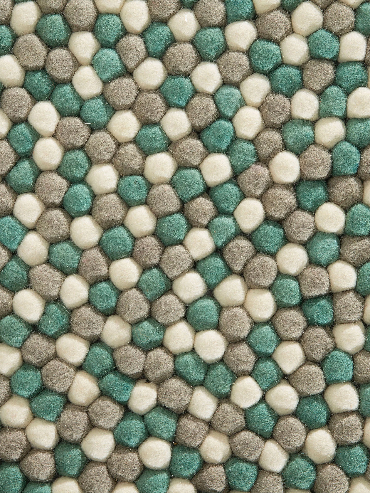 Filzkugel-Teppich, Green 6 Filzkugel-Teppich, Green - Image 4